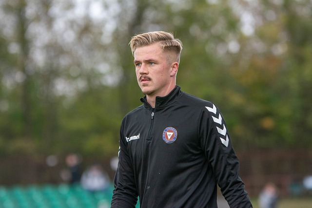 說員具有扎 說員具有扎